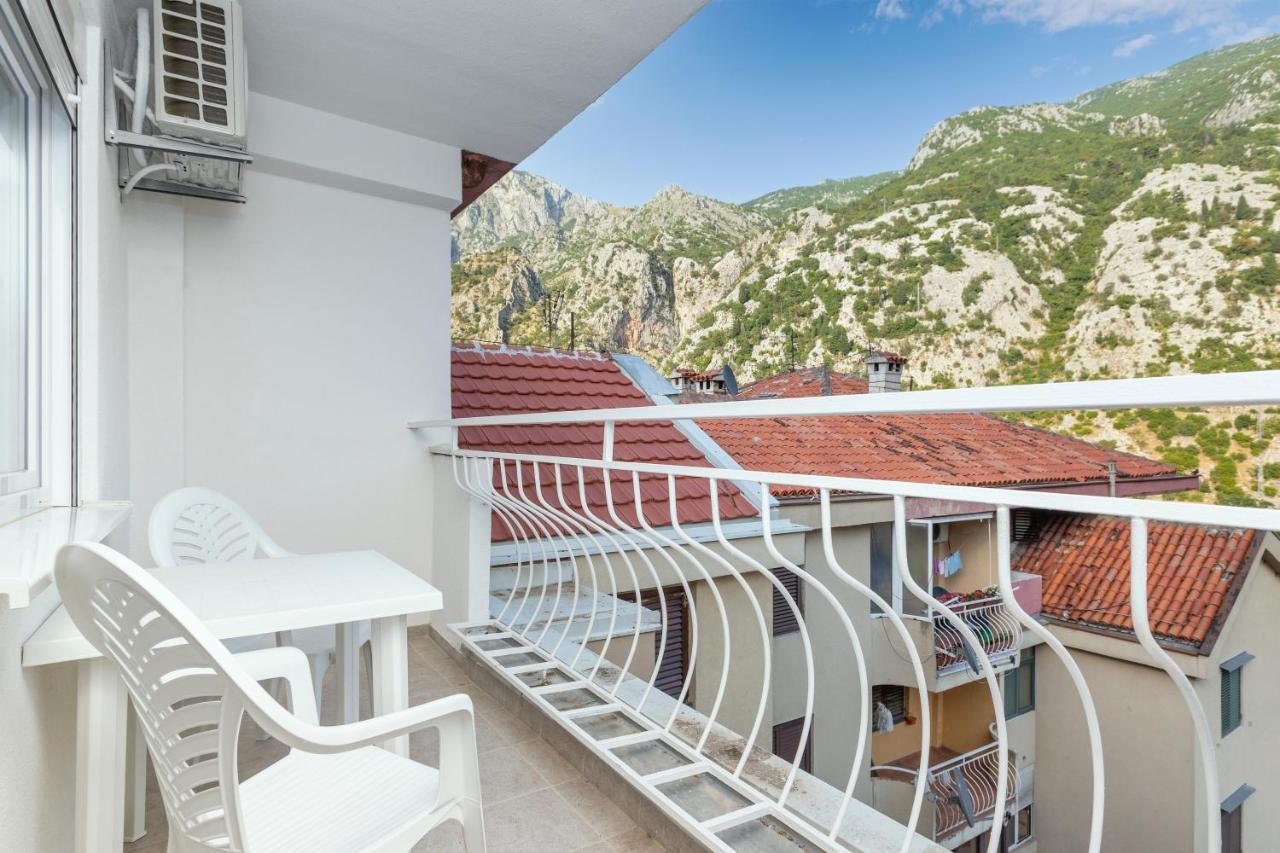 Studio Apartman Scardona Kotor Extérieur photo